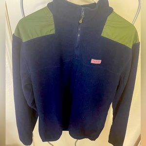 mens Medium Vinyard Vines pullover